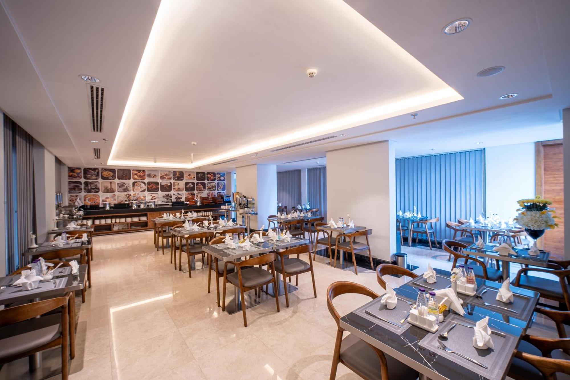 Charli Hotel Jeddah By Ahs Екстер'єр фото